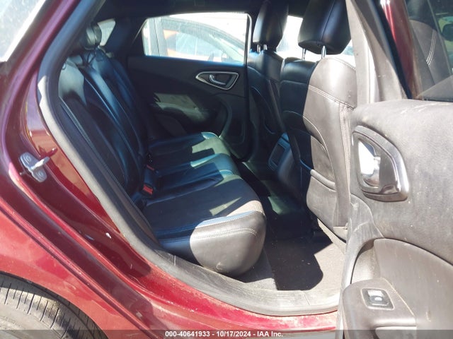 Chrysler 200 S 2015 1C3CCCBB3FN547347 Image 8