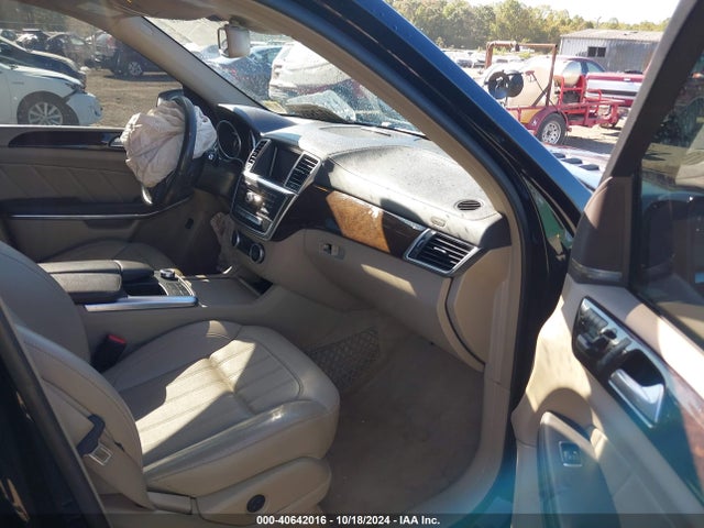 4JGDF7CE8EA405570 Mercedes-Benz Gl 450 4matic