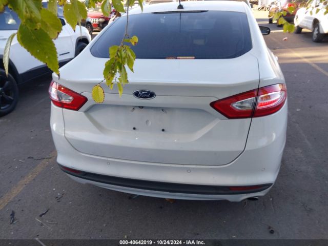 3FA6P0LU7FR137407 Ford Fusion Hybrid Se