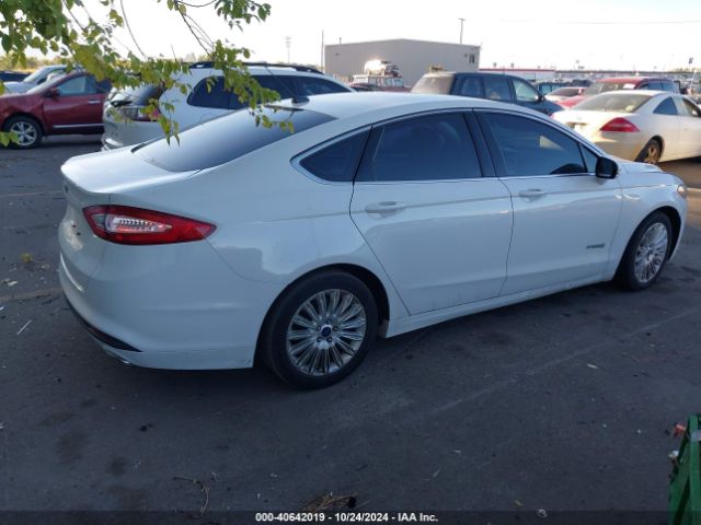 3FA6P0LU7FR137407 Ford Fusion Hybrid Se