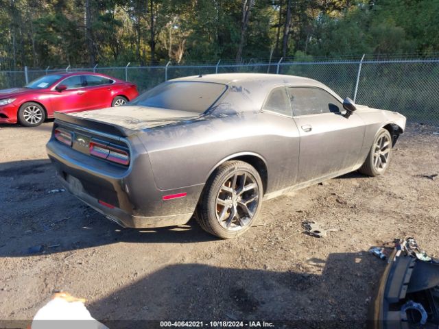 2C3CDZAG5KH649619 Dodge Challenger Sxt