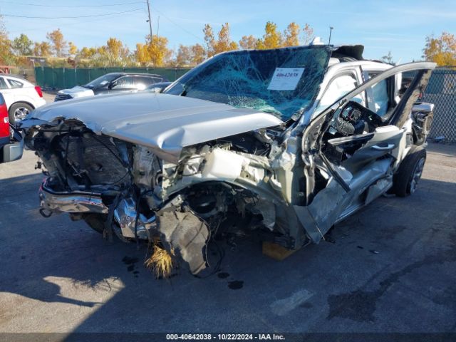 3GTU9DEL6MG105273 GMC Sierra 1500 4wd  Short Box Slt