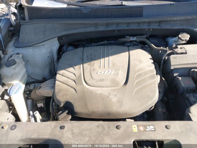 5XYPG4A59GG115342 KIA Sorento 3.3l Lx