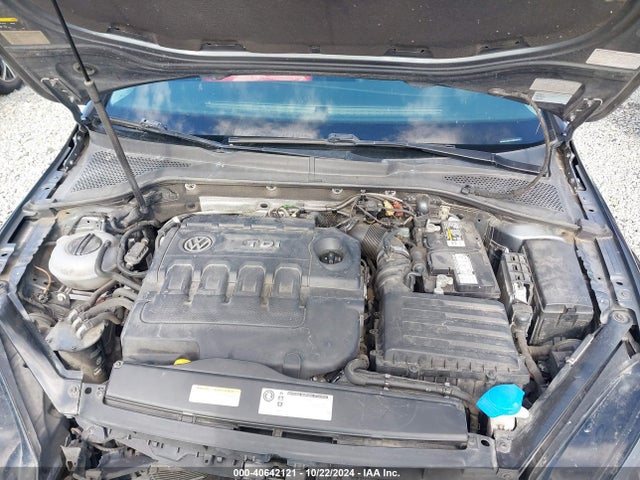 3VWCA7AU1FM506704 Volkswagen Golf Sportwagen Tdi S 4-door