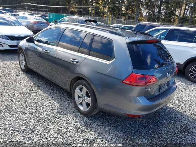 3VWCA7AU1FM506704 Volkswagen Golf Sportwagen Tdi S 4-door