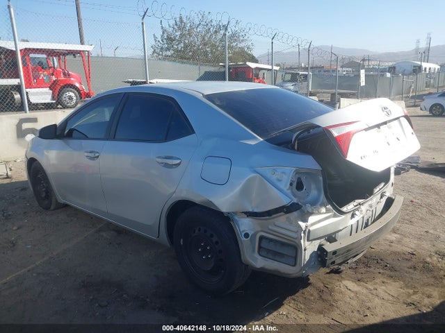 Toyota COROLLA LE 2015 5YFBURHE7FP284467 Image 3