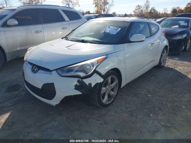 KMHTC6AD3EU189280 Hyundai Veloster Base W/black