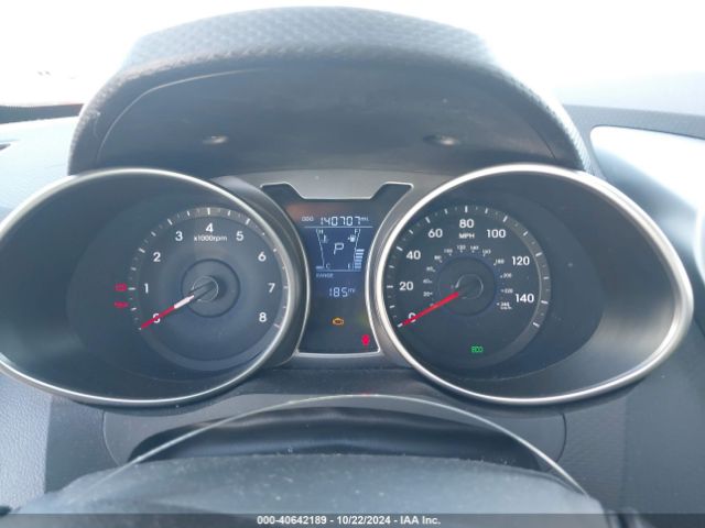 KMHTC6AD3EU189280 Hyundai Veloster Base W/black