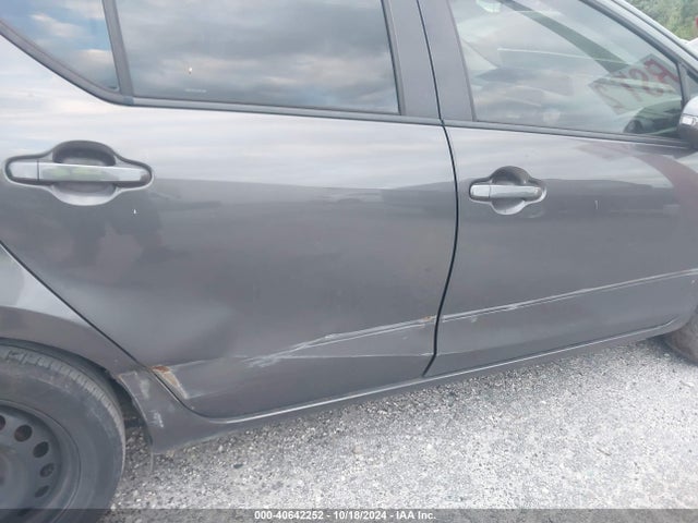 JTDKDTB32E1061860 Toyota Prius C Two