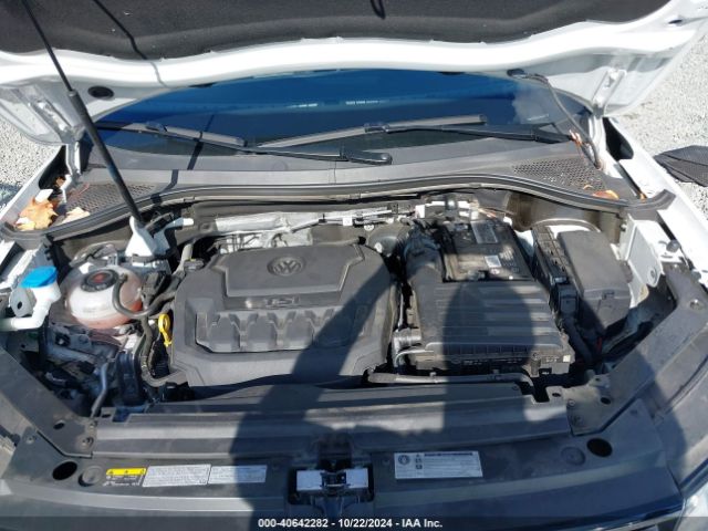3VV2B7AX4LM079568 Volkswagen Tiguan 2.0t Se/2.0t Se R-line Black/2.0t Sel