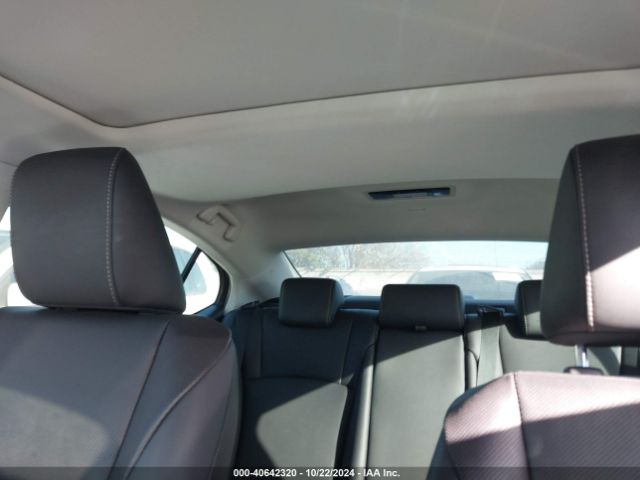 58ADA1C12MU001260 Lexus ES 300H