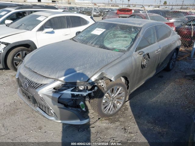 58ADA1C12MU001260 Lexus ES 300H