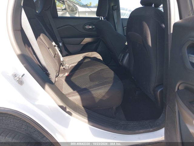 1C4PJMCX2KD259239 Jeep Cherokee Latitude 4x4