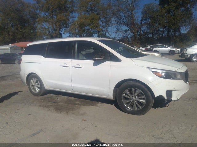 KIA SEDONA LX 2017 KNDMB5C18H6249510 Image 13