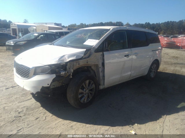KIA SEDONA LX 2017 KNDMB5C18H6249510 Image 2