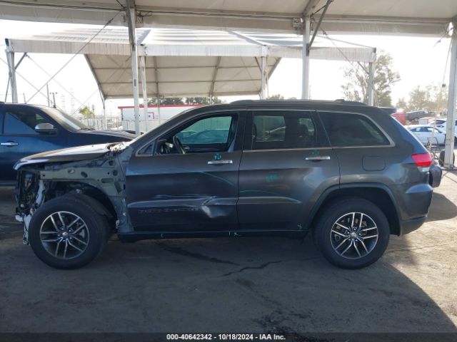 1C4RJEBGXJC433949 Jeep Grand Cherokee Limited 4x2
