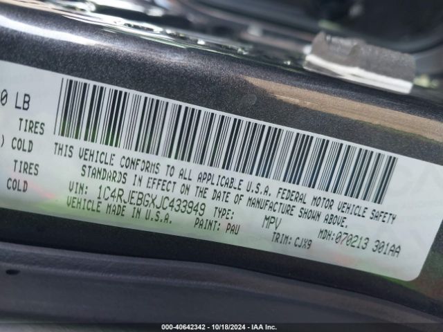 1C4RJEBGXJC433949 Jeep Grand Cherokee Limited 4x2