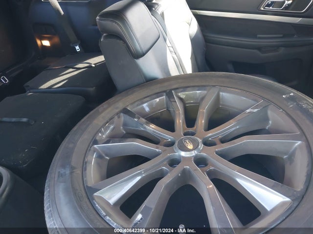 Ford EXPLORER XLT 2018 1FM5K7D8XJGC93936 Image 8