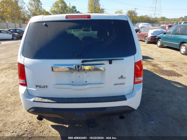 Honda PILOT SE 2015 5FNYF3H30FB027789 Image 17