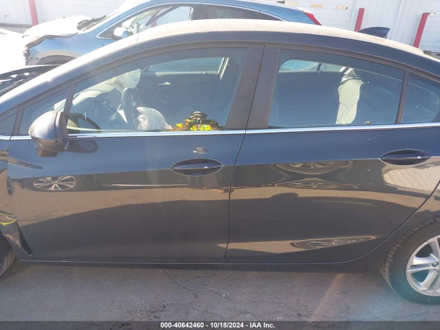 Chevrolet Cruze Lt Auto 2018 1G1BE5SM2J7107317 Image 14