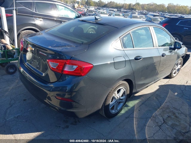 Chevrolet Cruze Lt Auto 2018 1G1BE5SM2J7107317 Image 4