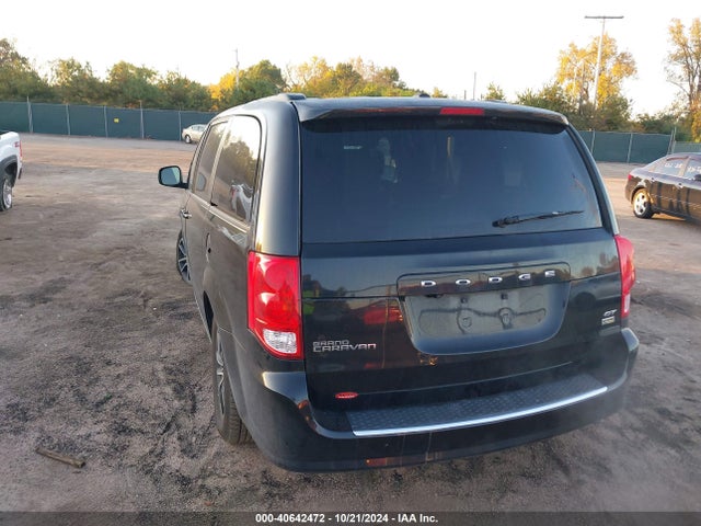 2C4RDGEG1JR343403 Dodge Grand Caravan Gt