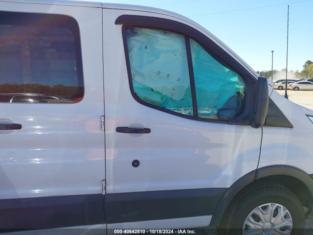 Ford Transit-250 2018 1FTYR1ZM0JKB48028 Image 13