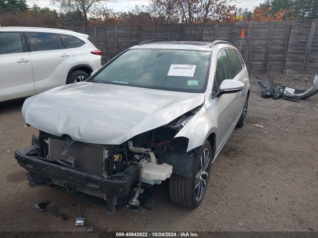 3VWC17AU5GM522888 Volkswagen Golf Sportwagen Tsi Limited Edition