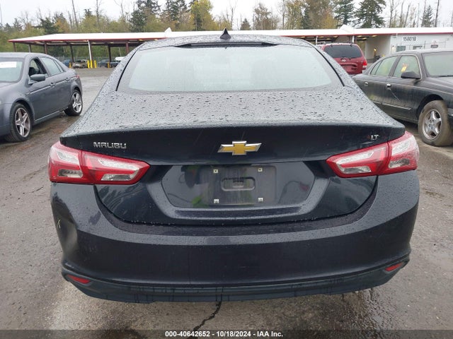 40642652 :رقم المزاد ، 1G1ZD5ST2NF174391 vin ، 2022 Chevrolet Malibu Fwd Lt مزاد بيع