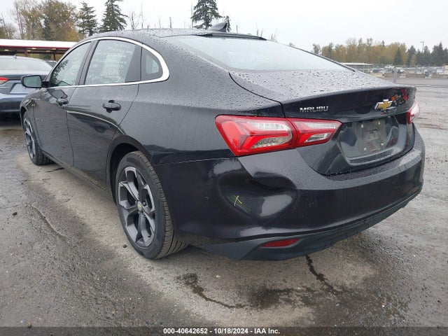 40642652 :رقم المزاد ، 1G1ZD5ST2NF174391 vin ، 2022 Chevrolet Malibu Fwd Lt مزاد بيع