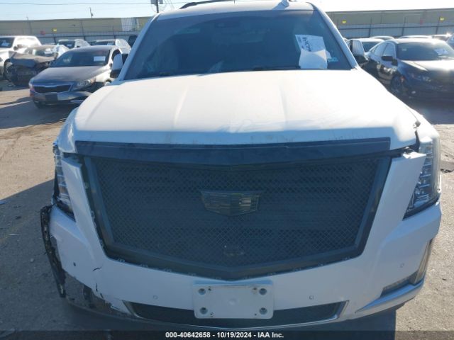 1GYS3DKJ9GR137953 Cadillac Escalade Platinum