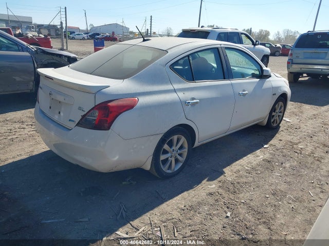 Nissan Versa 1.6 Sl 2014 3N1CN7AP7EL842432 Image 4