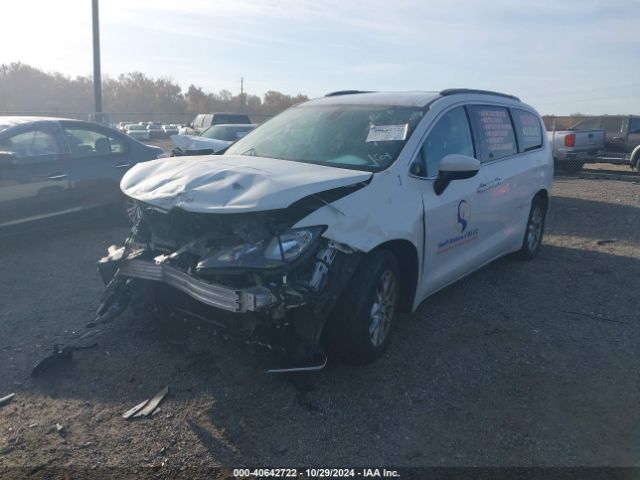 2C4RC1DGXLR178150 Chrysler Voyager Lxi