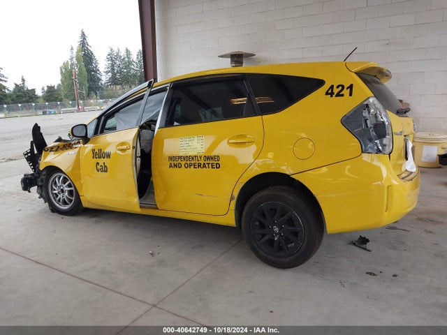 Toyota Prius V Two 2016 JTDZN3EU6GJ041632 Image 14