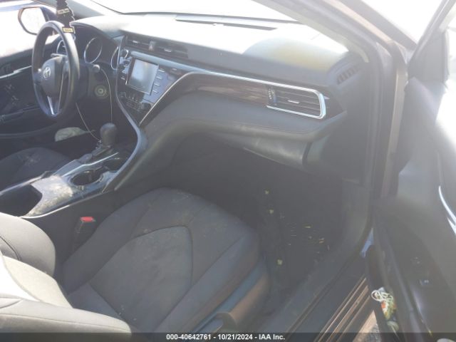 2018 TOYOTA CAMRY 4T1B11HK5JU567635 Photo 4