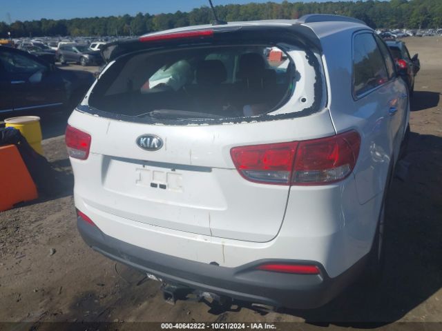 5XYPGDA54JG370651 KIA Sorento 3.3l Lx
