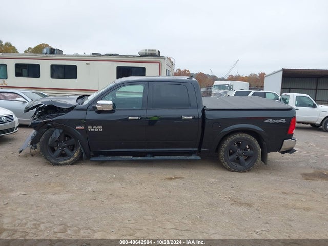 1C6RR7LT3JS145509 RAM 1500 Slt