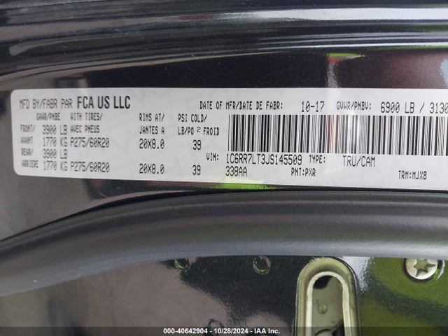 1C6RR7LT3JS145509 RAM 1500 Slt