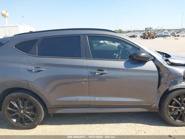 Hyundai Tucson Night 2019 KM8J33AL4KU020104 Image 14