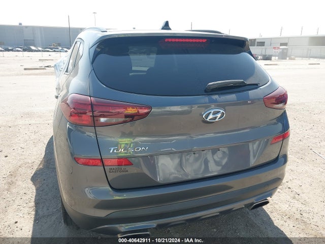 Hyundai Tucson Night 2019 KM8J33AL4KU020104 Image 17