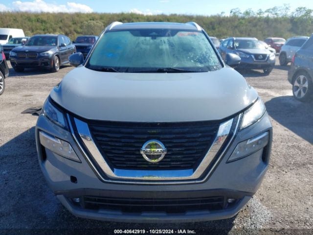5N1AT3CA0MC735806 Nissan Rogue Sl Fwd