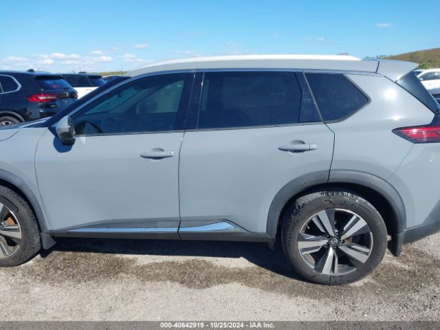 5N1AT3CA0MC735806 Nissan Rogue Sl Fwd