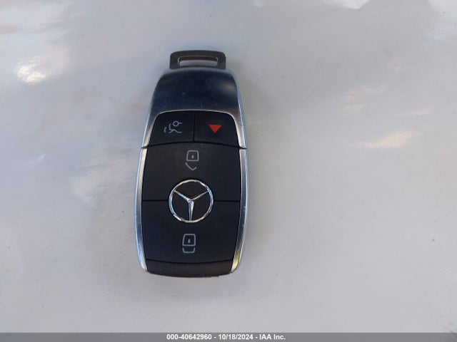 W1N0G8DB4LF800655 Mercedes-Benz GLC 300