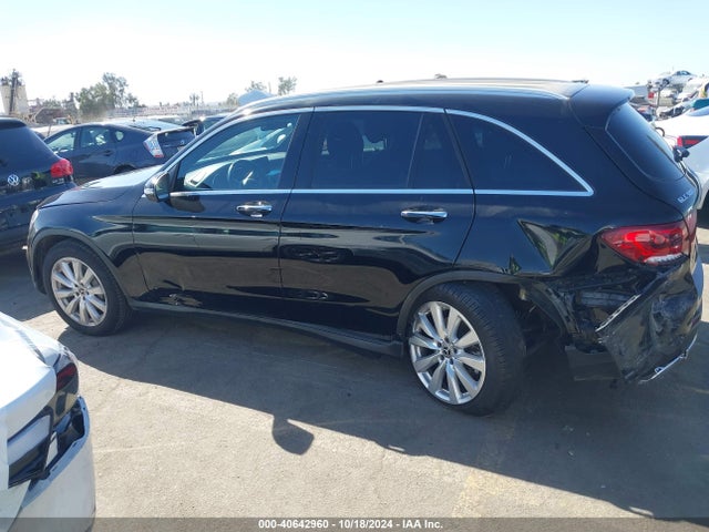 W1N0G8DB4LF800655 Mercedes-Benz GLC 300