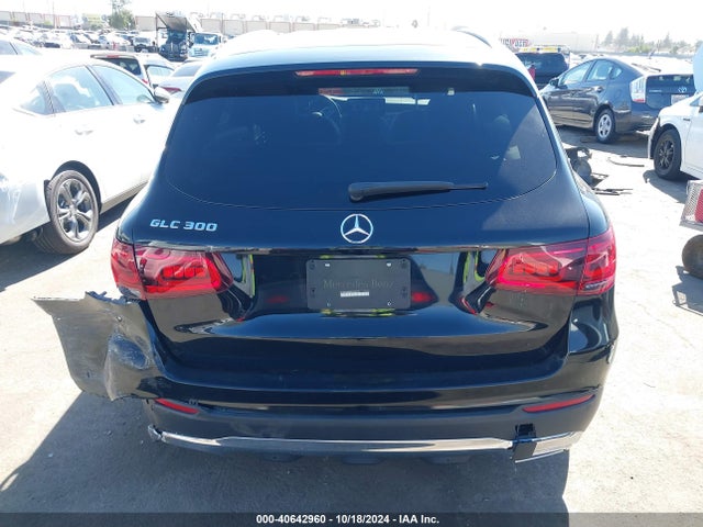 W1N0G8DB4LF800655 Mercedes-Benz GLC 300