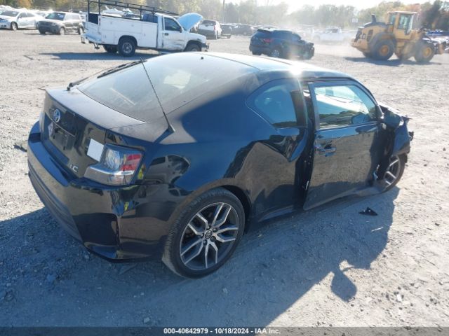 JTKJF5C70GJ015992 Scion TC