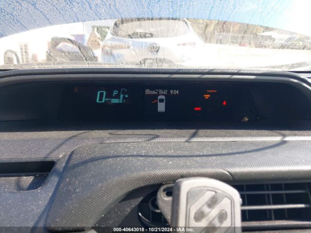 JTDKDTB3XE1562706 Toyota Prius C One