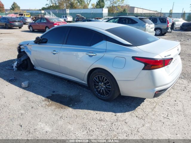 1N4BL4BV7NN303339 Nissan Altima S Fwd