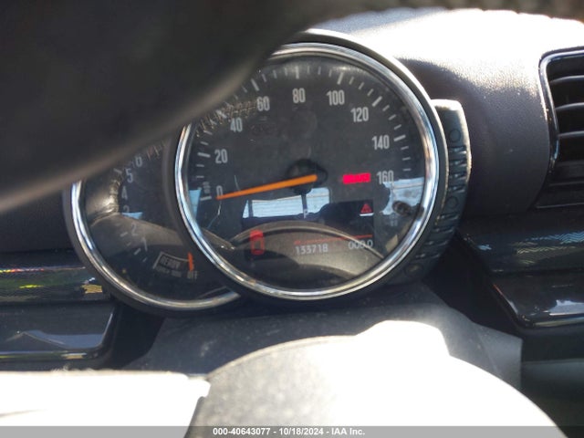 2016 MINI CLUBMAN WMWLN5C55G2E30236 Photo 6