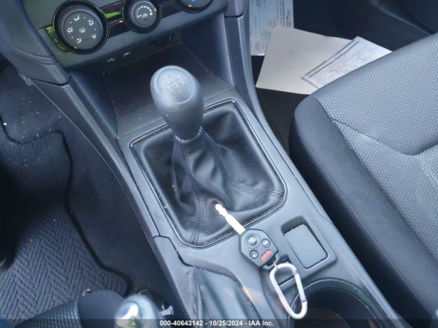 4S3GTAA69N1704617 Subaru Impreza Base 5-door